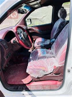 نيسان نافارا